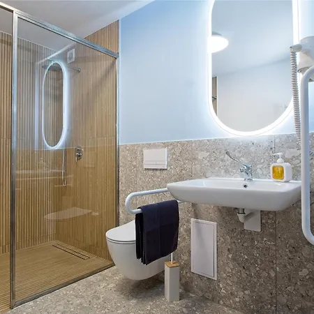 Marina Chkz Apart Otel Charzykowy